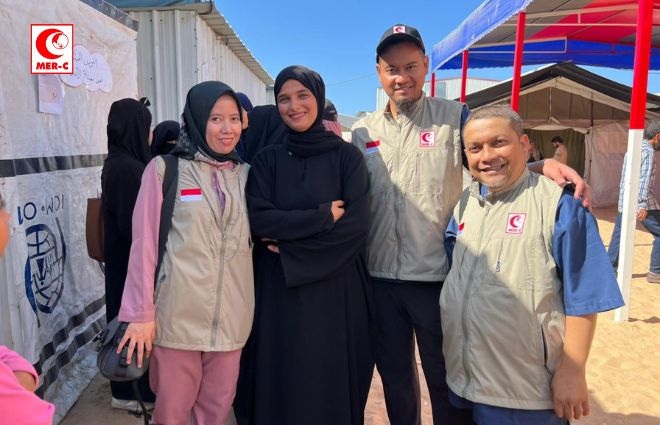 EMT MER-C ke-10 Kunjungi Klinik Giving Without Border di Gaza Selatan