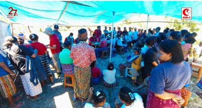 Tim Medis MER-C Layani 223 Warga Dusun Terpencil di Reo Barat